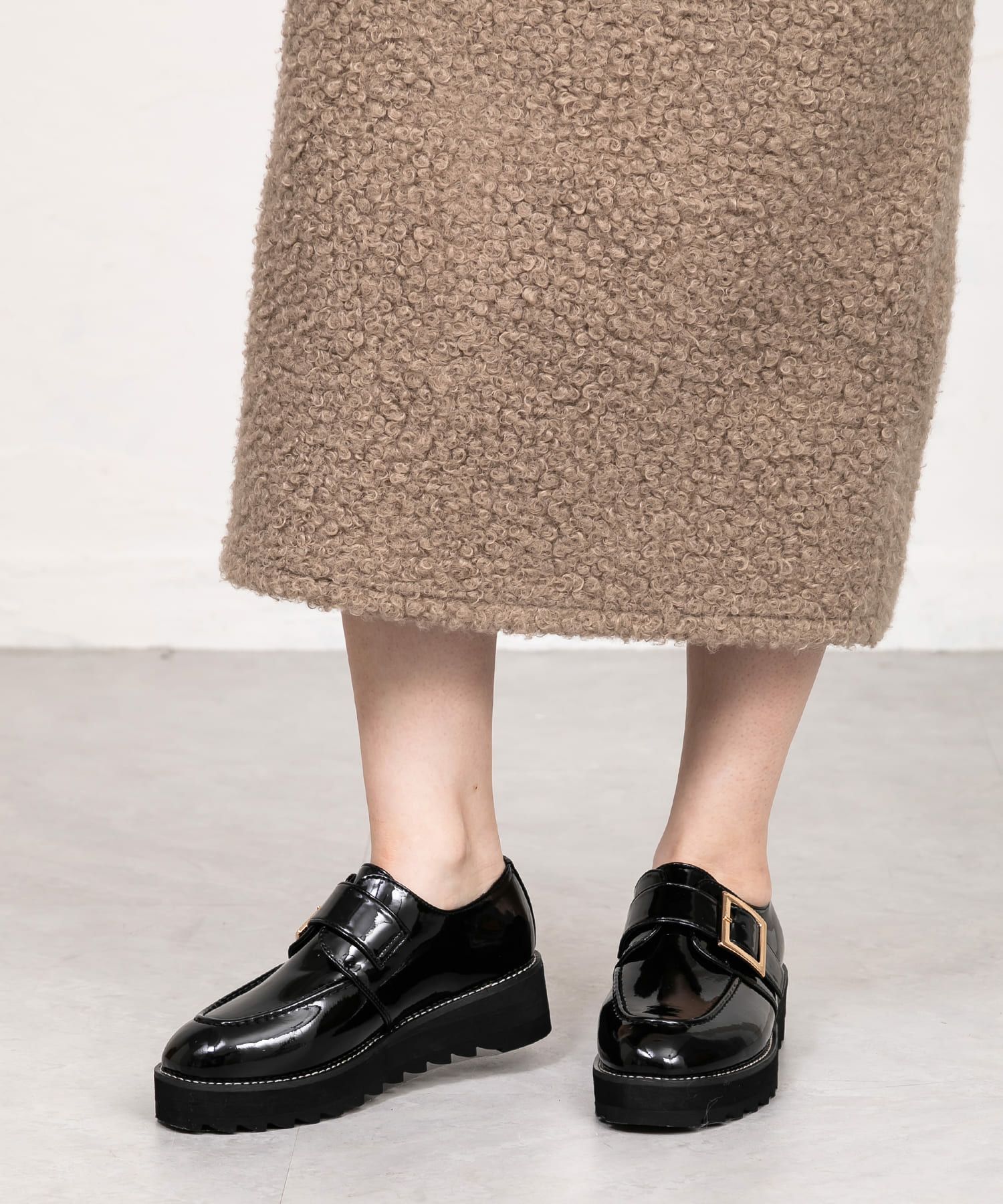 ワンベルトバックルデザイン厚底ローファー | andex shoes product