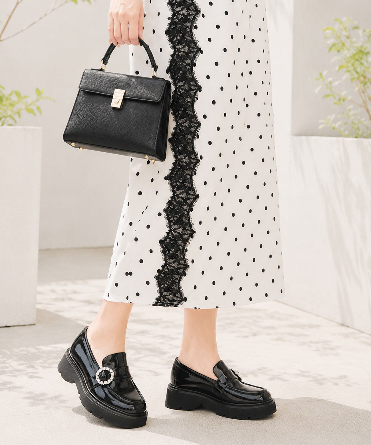 ビジューバックル付き厚底ローファー | andex shoes product ONLINE STORE